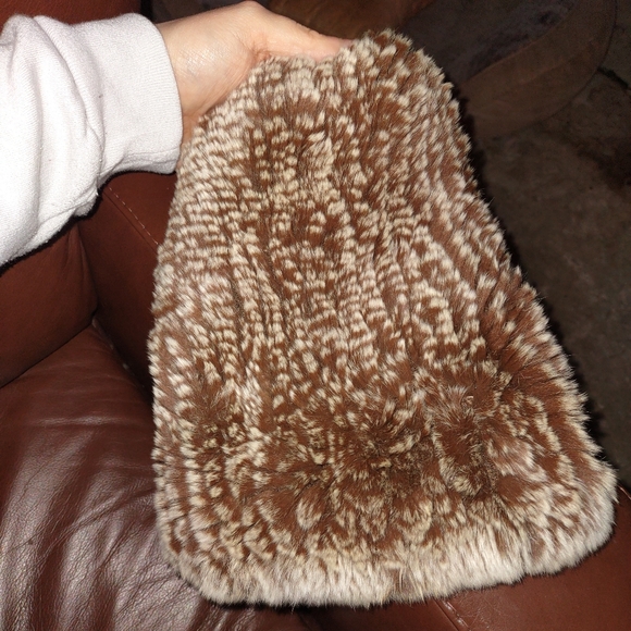 Real rex rabbit fur and chinchilla color of fawn and faux fur slouch beanie main image 3